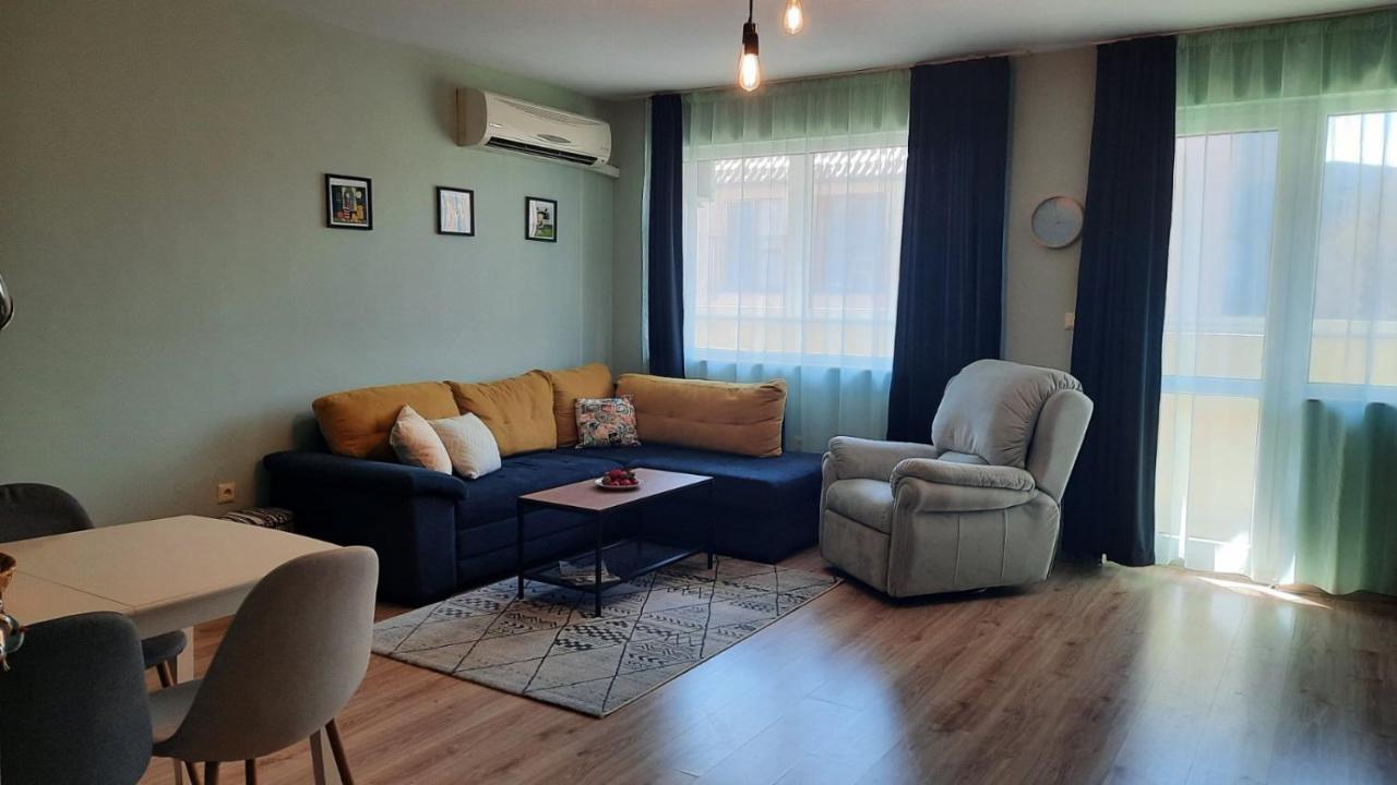 Soulful Apartments - Almaletta Varna Buitenkant foto